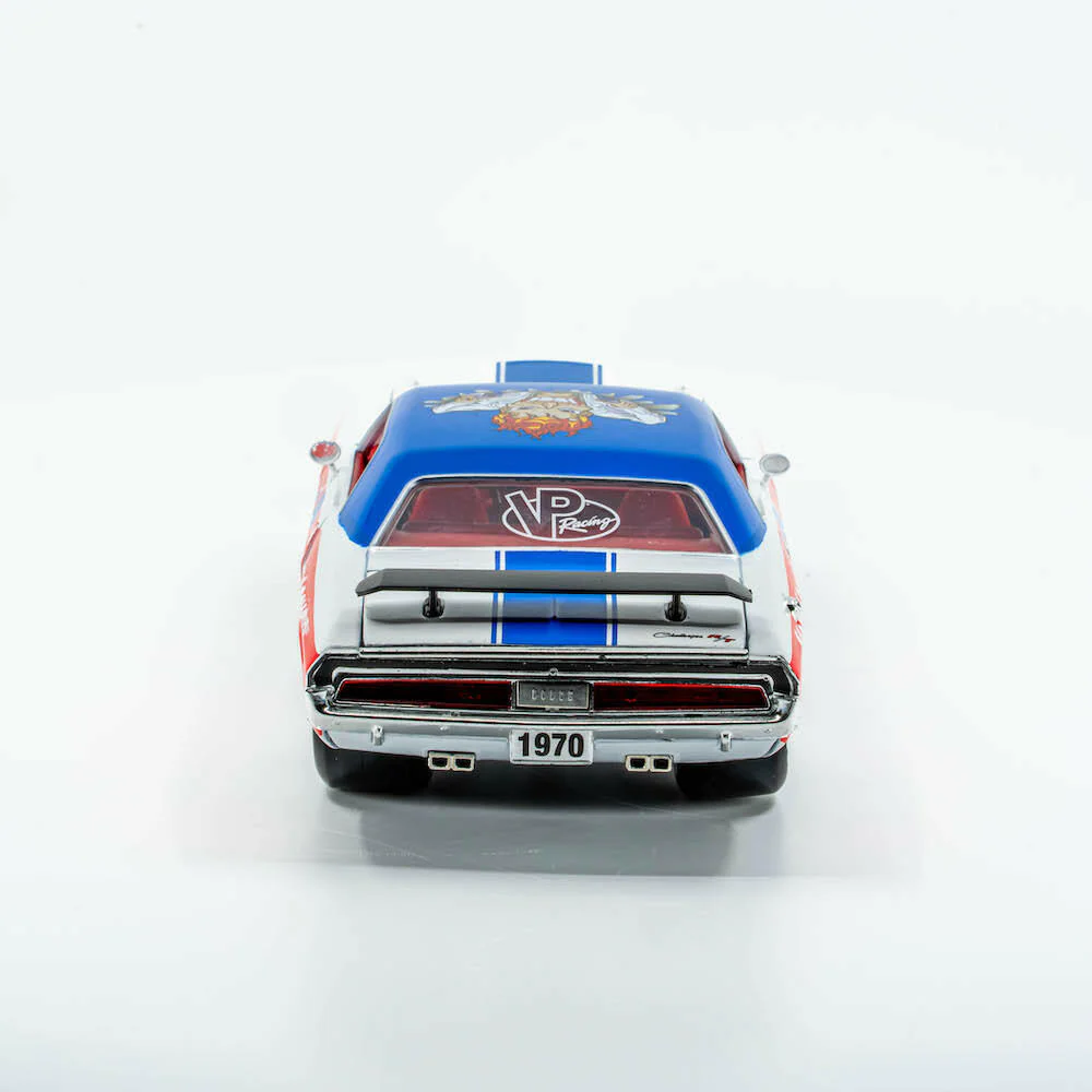 VP Racing 1970 Dodge Challenger Diecast— R/T HEMI 1:24 Scale - Image 12