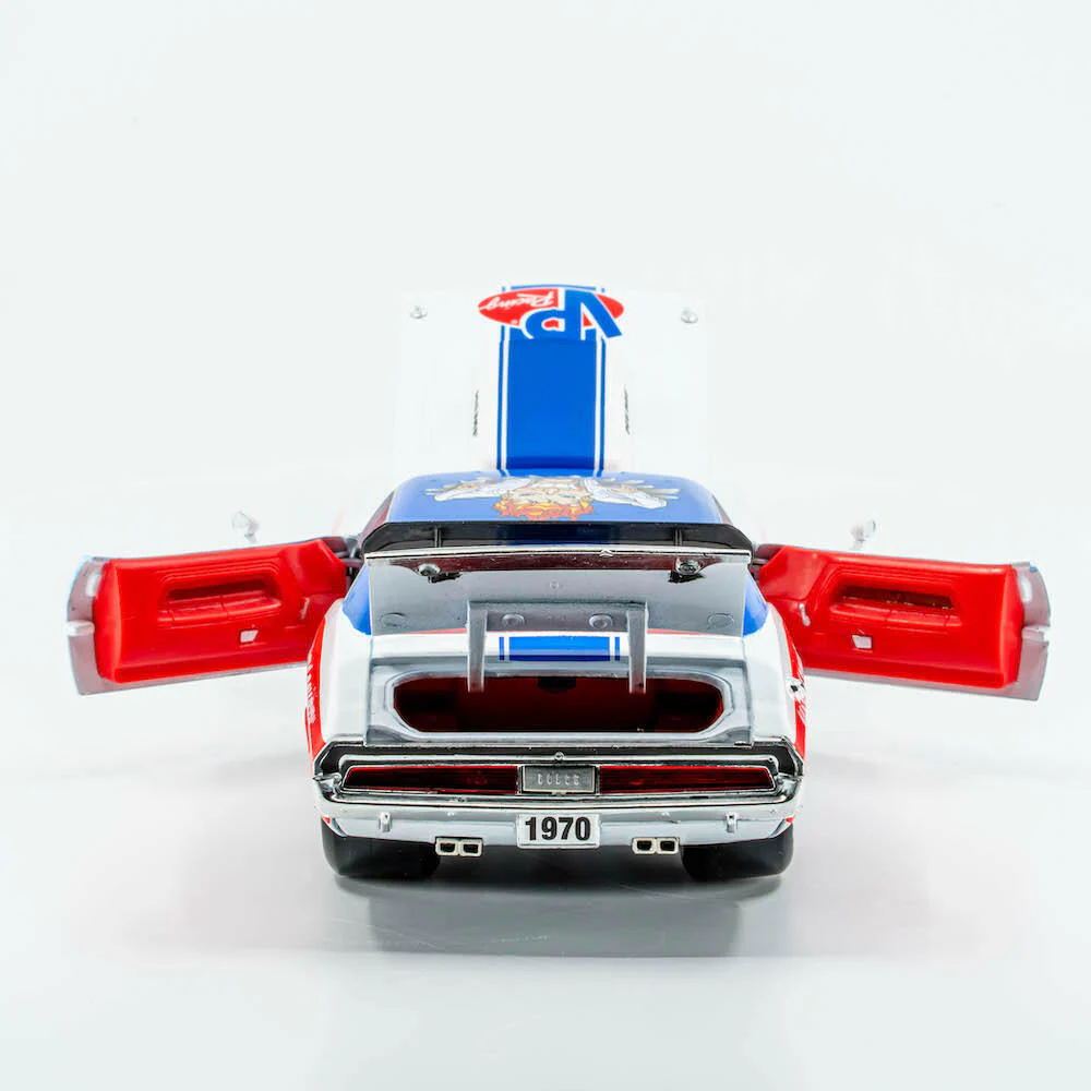 VP Racing 1970 Dodge Challenger Diecast— R/T HEMI 1:24 Scale - Image 15