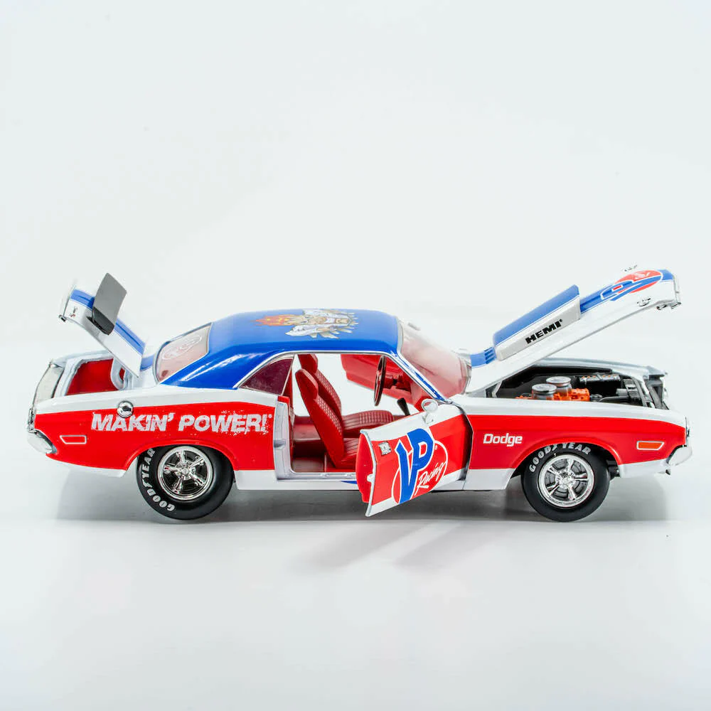 VP Racing 1970 Dodge Challenger Diecast— R/T HEMI 1:24 Scale - Image 19