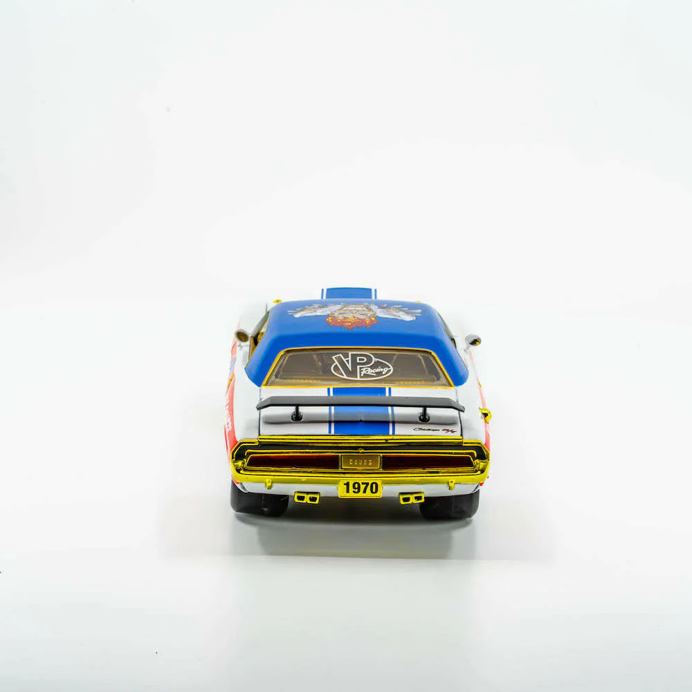 VP Racing 1970 Dodge Challenger Diecast— R/T HEMI 1:24 Scale - Image 7